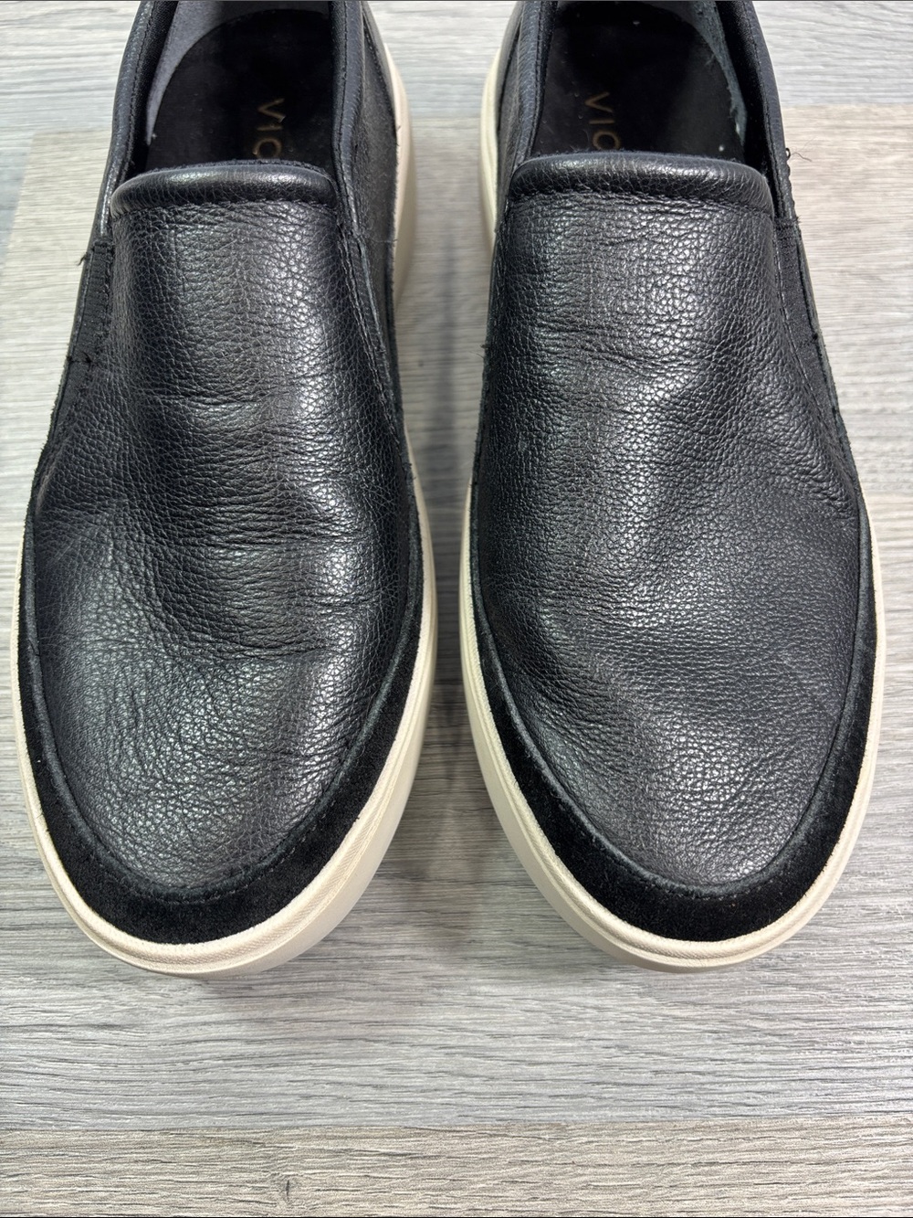 Vionic Kearny Black Slip On Platform Loafers Sneakers - size 7.5 - Picture 2 of 9